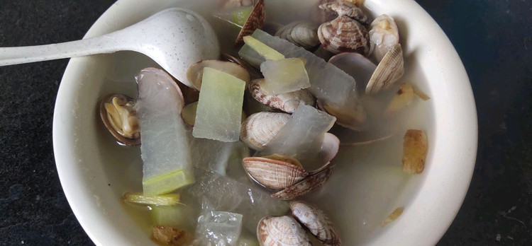 冬瓜花蛤汤的做法
