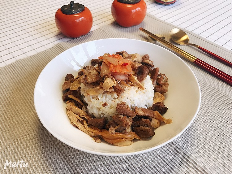 懒人卤肉饭：电饭锅版，无油健康的做法
