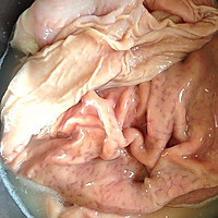补脾胃益气虚的莲子猪肚汤——附：猪肚清洗详细。的做法图解5