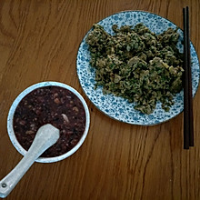 健康早餐之八宝粥配鸡蛋炒荠菜