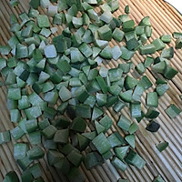 自制爽口绿萝卜干的做法图解2