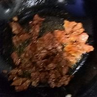 牛肉炒菜心的做法图解3