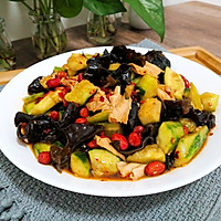 凉拌青瓜木耳腐竹#做道懒人菜，轻松享假期#的做法图解6