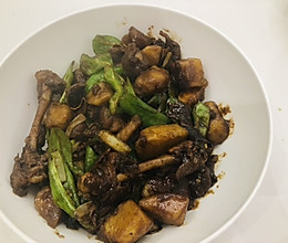 #感恩节为TA做顿饭#临沂炒鸡的做法