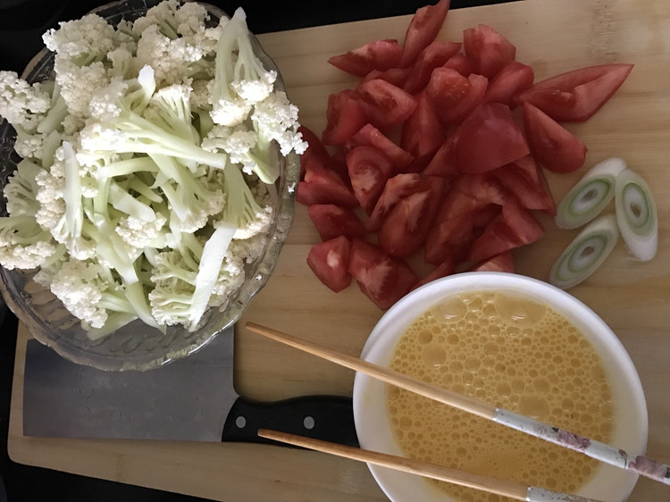 西红柿鸡蛋菜花的做法