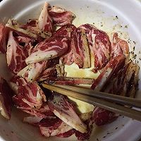 牛肉披萨的做法图解1