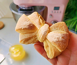 不用任何模具，做好看又好吃的蝴蝶结面包的做法