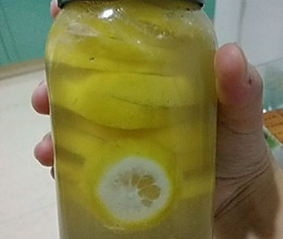 自制蜂蜜柠檬水的做法