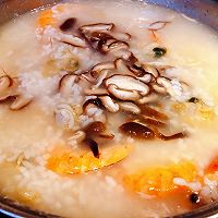 #刘畊宏女孩减脂饮食#海虾扇贝香菇粥的做法图解8
