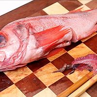 #豪吉小香风 做菜超吃香#雪菜烧加拿大红鱼的做法图解4