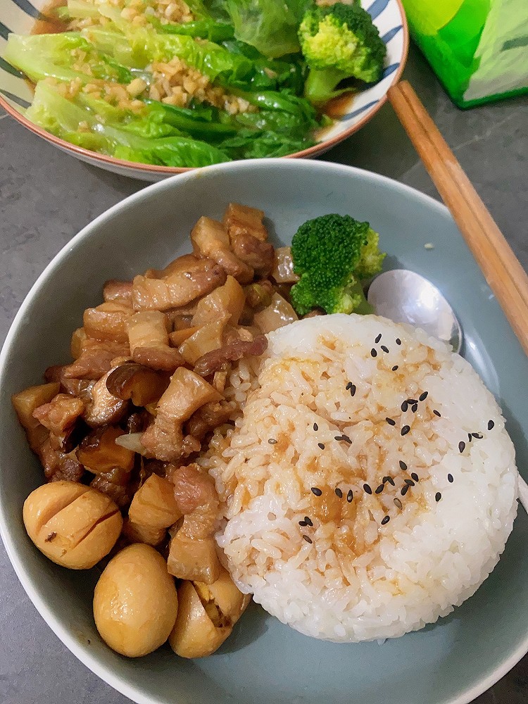 台式卤肉饭的做法