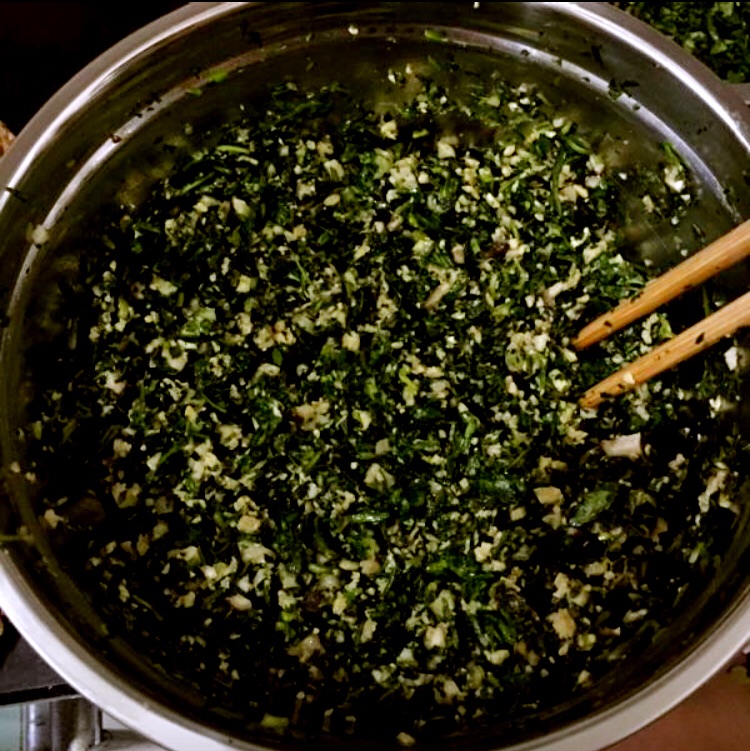 荠菜香菇鸡蛋水饺#船歌鱼水饺#的做法图解6