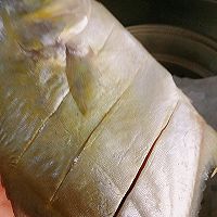 #年夜饭上桌啦#蒸鲳鱼的做法图解3
