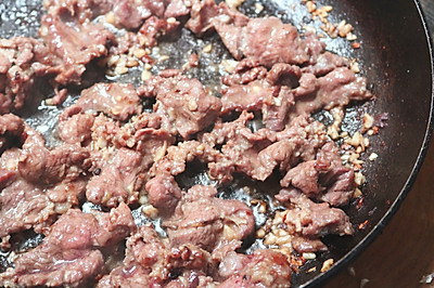 最鲜嫩的牛肉吃法—炒牛肉