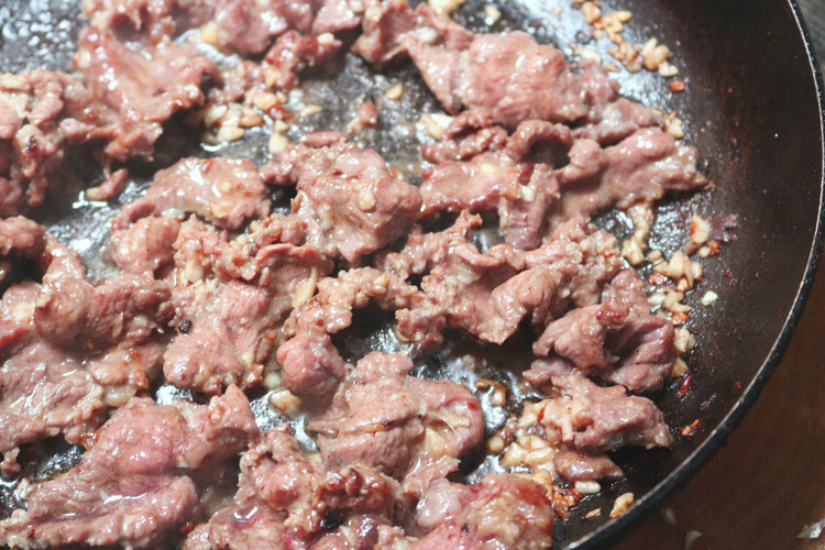 最鲜嫩的牛肉吃法—炒牛肉的做法