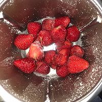 草莓冰激凌的做法图解3