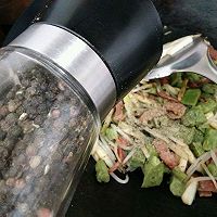 独家~培根炒青汁芹菜饼的做法图解16