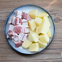 【深夜食堂复刻系列】土豆炖肉的做法图解2