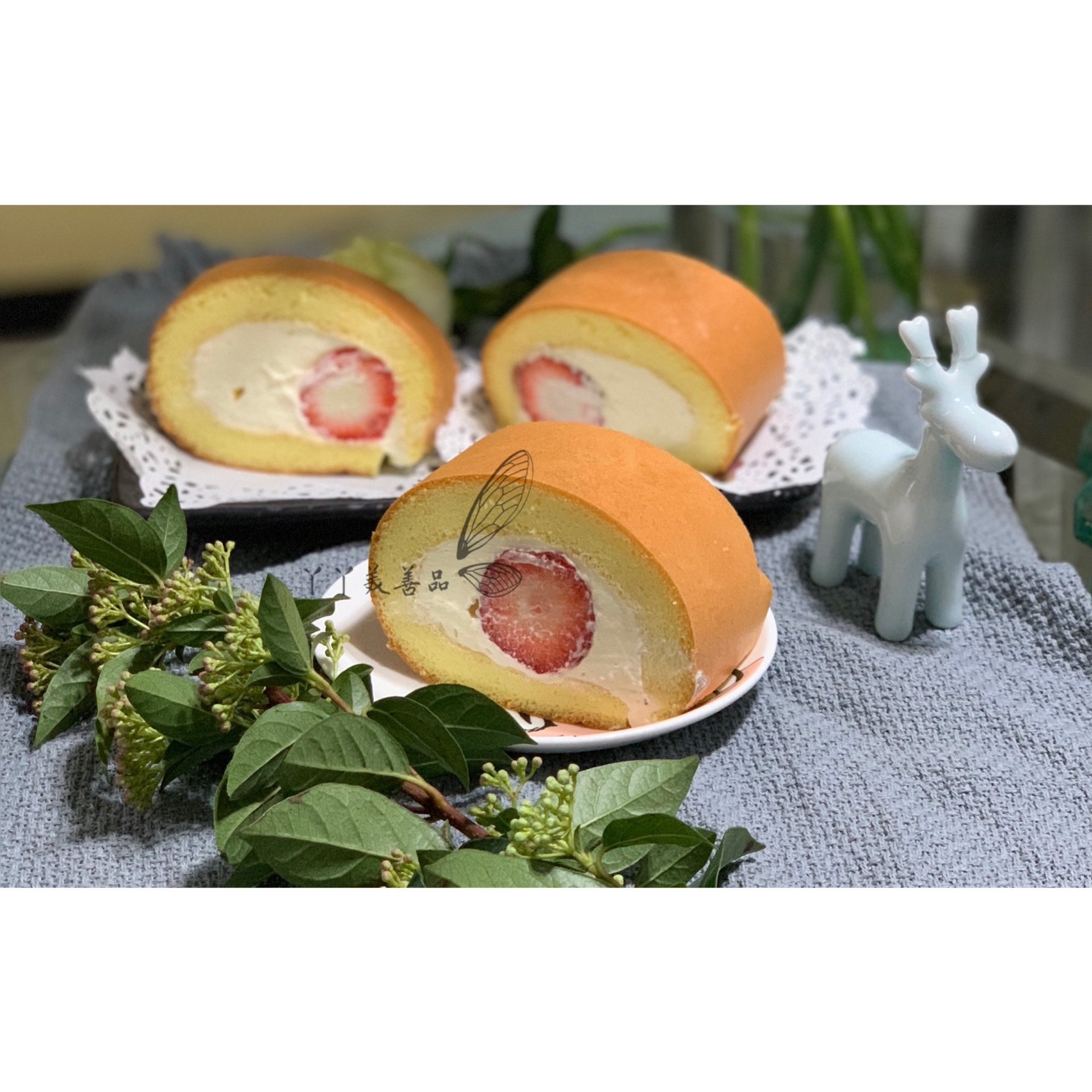 Xiaomei strawberry cake roll