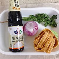凉拌腐竹的做法图解1