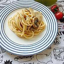 #美食视频挑战赛#奶油蘑菇意大利面