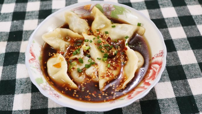 酸汤水饺