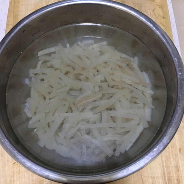 水晶皮冻的做法图解8