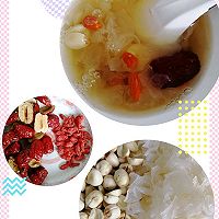 色泽诱人的红枣银耳莲子羹的做法图解7