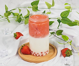 独家草莓珍珠鲜奶制作方法——小兔奔跑奶茶教程的做法