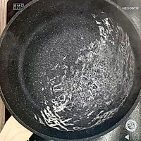 咸蛋黄培根意面的做法图解2