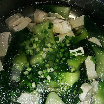 青菜豆腐汤（夏天孕妇开胃汤）