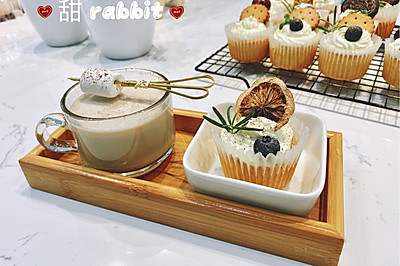来自韩国的神仙配方—咖啡奶油纸杯蛋糕