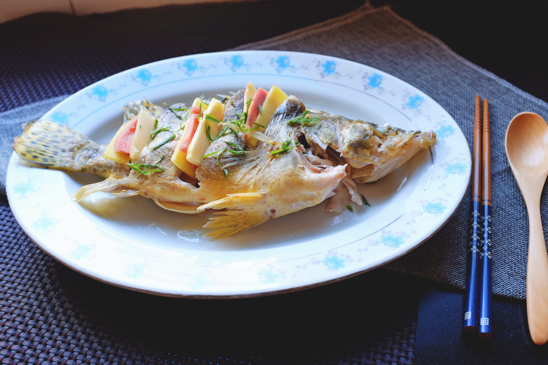 Steamed mandarin fish