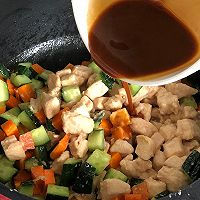 酱爆鸡丁的做法图解15