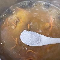 #冬季滋补花样吃法#好喝营养又健康的菌菇排骨汤的做法图解6