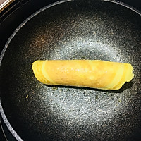香蕉紫薯鸡蛋卷的做法图解8