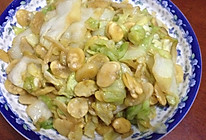 包菜炒蚕豆（圆白菜）的做法