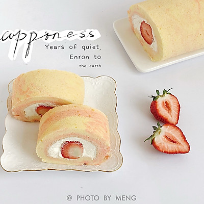 水果物语丨大理石纹草莓奶油蛋糕卷