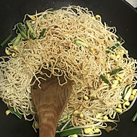 韭黄肉丝炒面的做法图解7