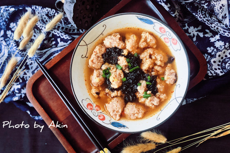 低脂 |超Q酸辣紫菜肉丸汤的做法
