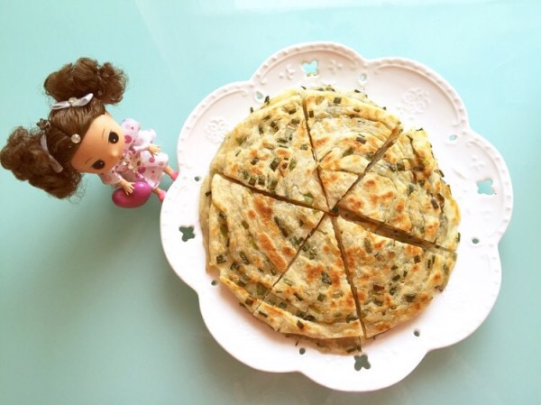 Home style scallion oil cake
