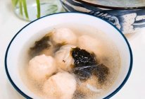 #刘畊宏女孩减脂饮食#简单美味的减脂粉丝虾丸汤的做法