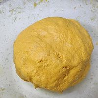 烤南瓜糯米面包的做法图解2