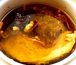 燕窝虫草花瘦肉汤的做法