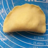 平底锅也可以做的面包一一椰蓉饺子包的做法图解4