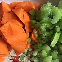 红酒炖牛肉的做法图解3