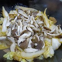 #花式炖煮不停歇#白菜蘑菇炖五花肉的做法图解5