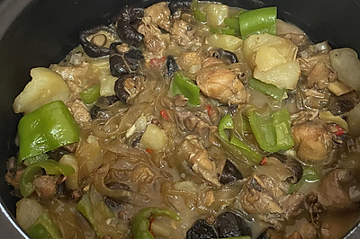 黄焖鸡米饭