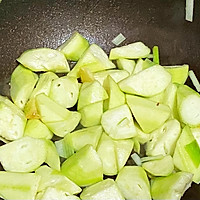 #东古家味美食#丝瓜鸡蛋虾滑汤，汤汁鲜甜，虾滑脆爽～的做法图解6