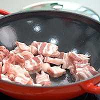 猪肉炖粉条的做法图解3